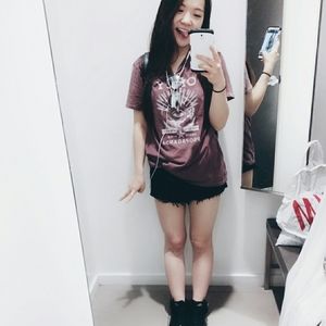 Meet your Posher, Katie